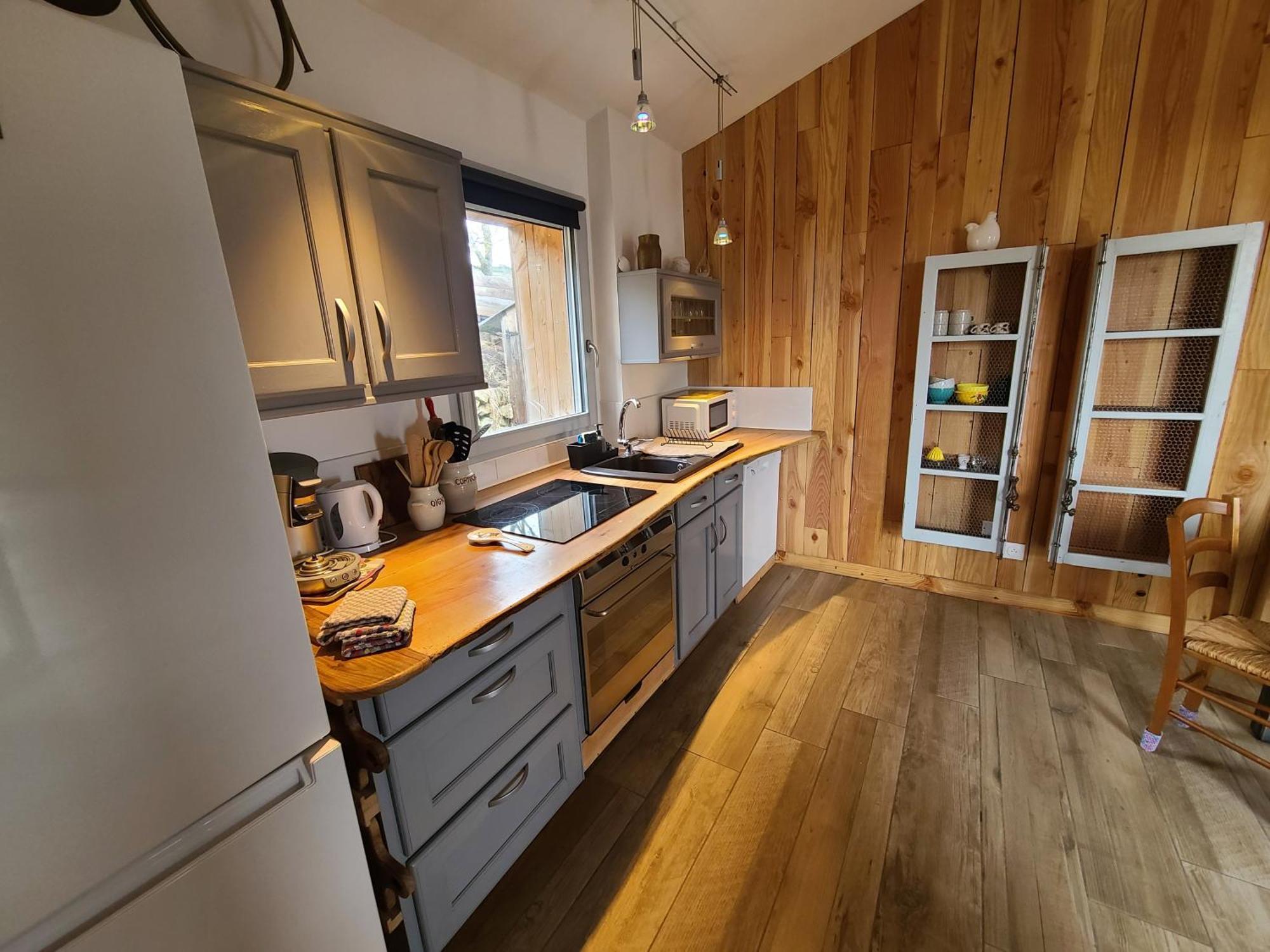 Gites La Boletiere Saint-Étienne-du-Valdonnez 部屋 写真