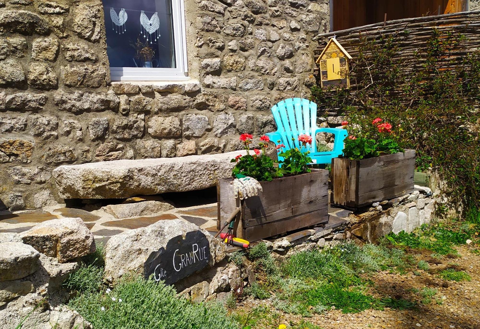 Gites La Boletiere Saint-Étienne-du-Valdonnez 部屋 写真