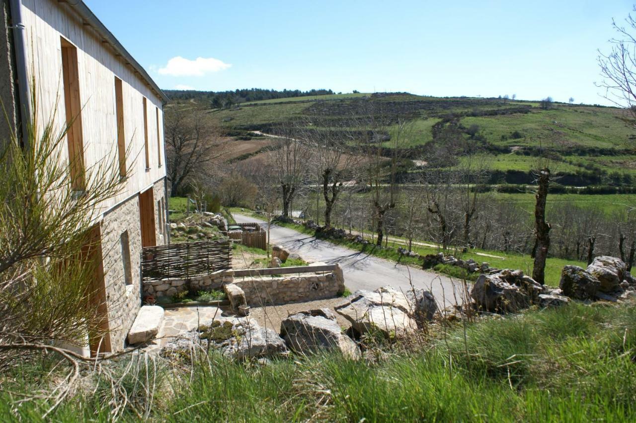 Gites La Boletiere Saint-Étienne-du-Valdonnez エクステリア 写真
